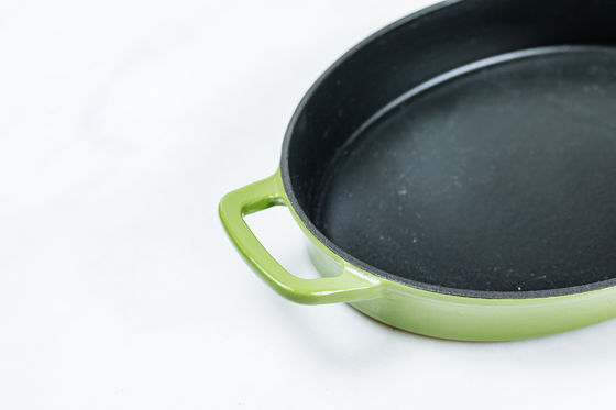 Soem das einfache Anheben der Roheisen-ovalen Backform für Induktions-Herdplatten