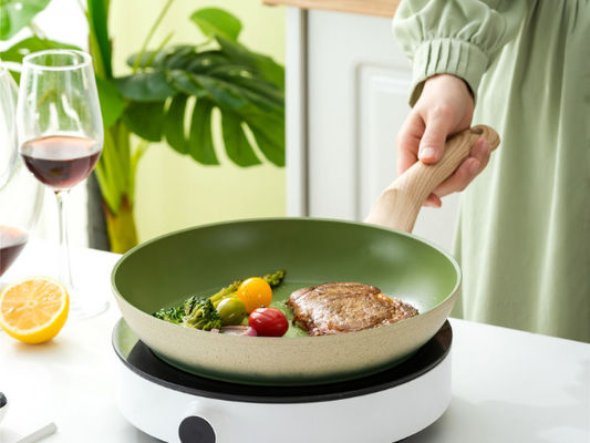 Gesunde kochende Bratpfanne 7Inch haften nicht 26cm mit Titanbeschichtung