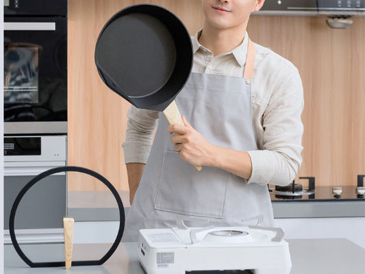 Kratzer-beständige Bratpfanne 9.5Inch haften nicht mit kupfernem Ende