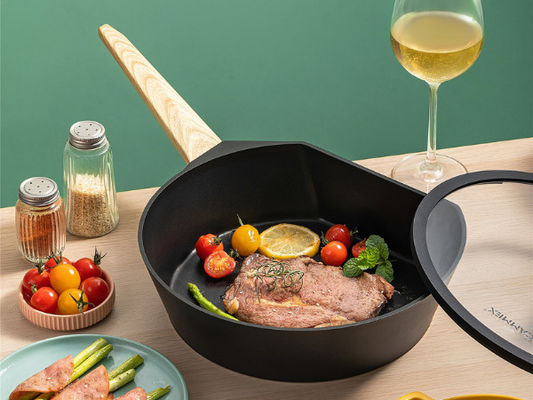 Kratzer-beständige Bratpfanne 9.5Inch haften nicht mit kupfernem Ende