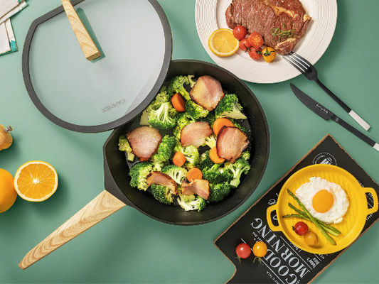 Oven Safe Aluminum Frying Pan 10.25Inch mit Silikon-Griff
