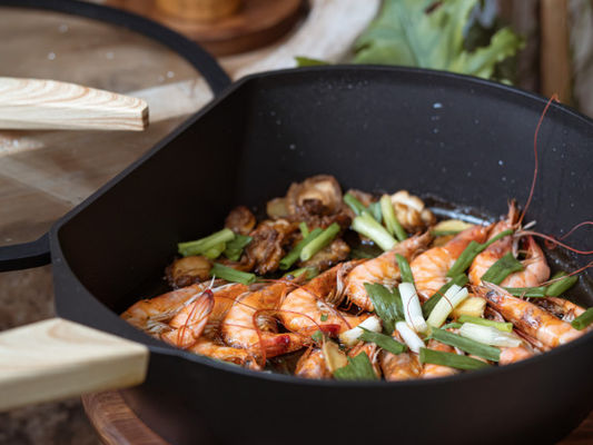 Vielseitiger nicht Stock-Aluminiumbratpfanne 8Inch für Induktion Cooktops