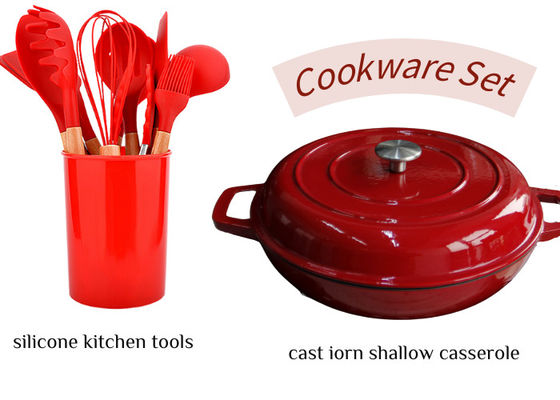 Rote Emaille Gusseisen Flachkasserolle mit Silikon-Schnitzel-Sets