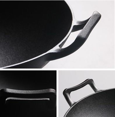 Vintage 32/36cm Gusseisen Wok mit doppelten Ohren